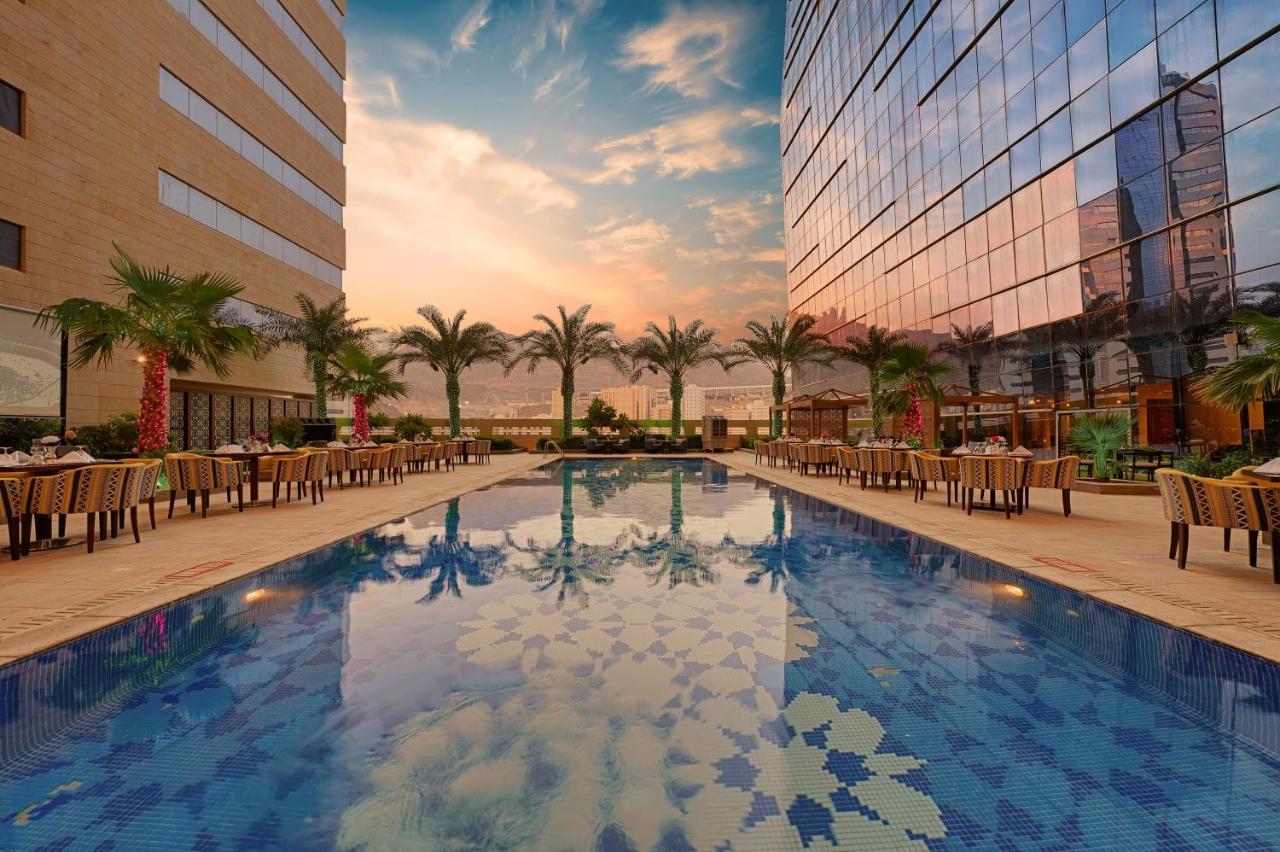 Holiday Suites Al Aziziah Mekka Buitenkant foto The pool at Jumeirah Jumeirah